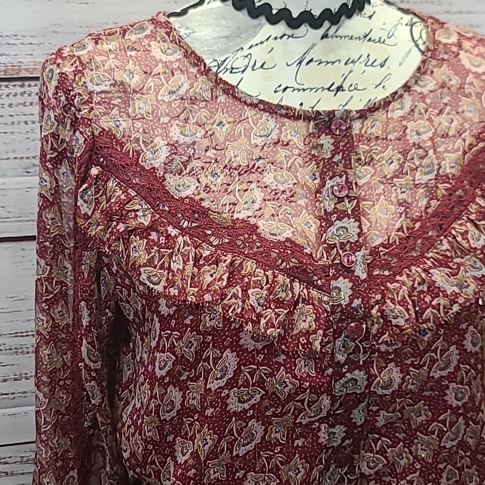 American Eagle sheer ruffle blouse - Picture 3 of 10